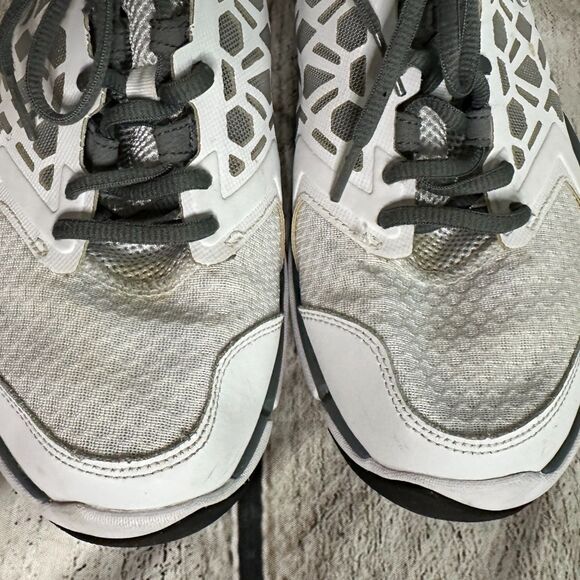 Nike Flex Supreme TR4 White and Gray Women's Athletic Shoes, Size 8, Pre-owned - Picture 7 of 8